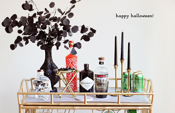 2. Ghoulish Libations. (via The EVERYGIRL)