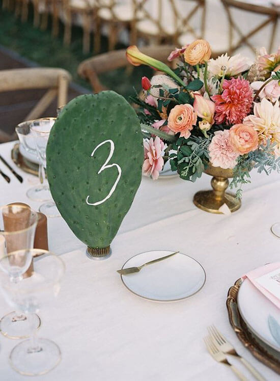 cactus leaf on pin frog chic table number display idea 